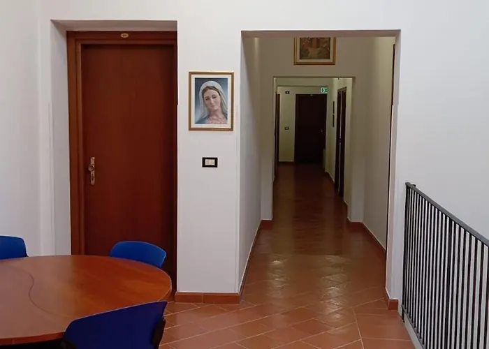 Casa Famiglia Di Nazareth 酒店 *