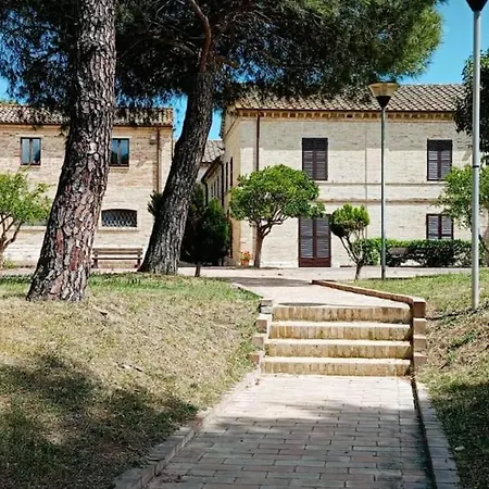 Casa Famiglia Di Nazareth Loreto