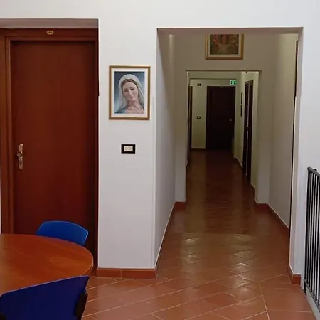 Casa Famiglia Di Nazareth Hotell *