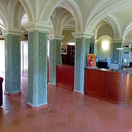 Hotel Casa Famiglia Di Nazareth *