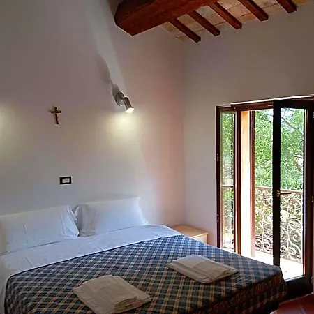 Casa Famiglia Di Nazareth Hotel *
