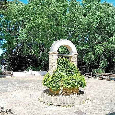 Casa Famiglia Di Nazareth Hotel